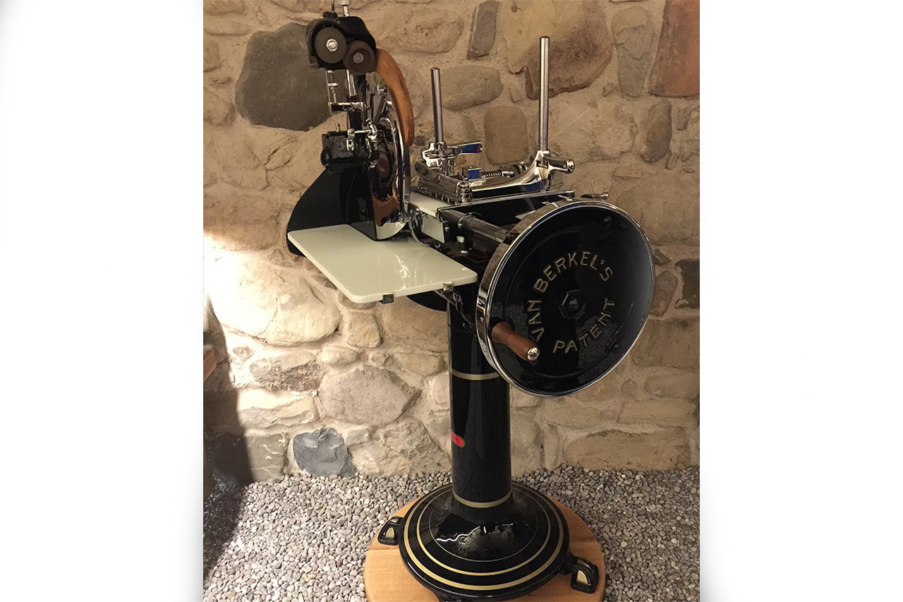 BellaChasa Private Sale Alpine Winelounge 119 BellaChasa Private Sale Alpine Winelounge 119